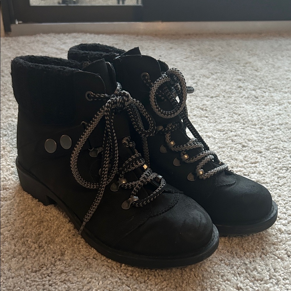Black Combat Winter Boots